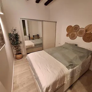 Surf House Barcelona